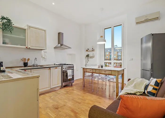 Apartament Milan's Navigli Nest Mediolan
