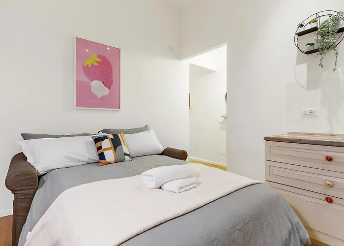 Apartament Milan's Navigli Nest *