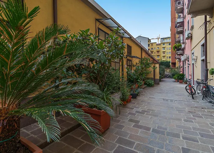 Milan's Navigli Nest Apartament *